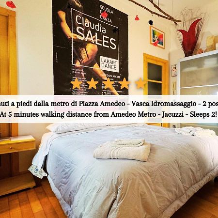 Apartamento Metro Amedeo - Stanza Privata Con Vasca Idromassaggio Nápoles Exterior foto