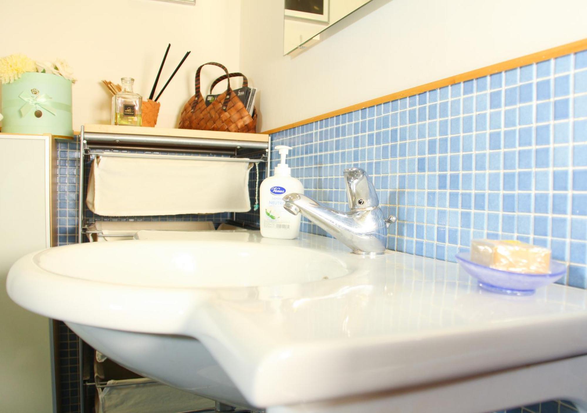 Apartamento Metro Amedeo - Stanza Privata Con Vasca Idromassaggio Nápoles Exterior foto